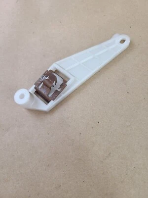 Soporte de cable izquierdo de control de clima de climatización núcleo Mazda Protege5 2001-2003 OEM Foto 1 de 4