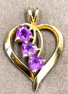 10k Solid Gold Heart Pendant With Three Amethyst Gemstones - Image 1 of 3