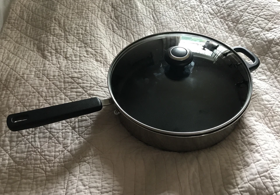 Cook’s Essentials 18/10 Edelstahl Antihaft Pfanne Groß Bratkasserolle Deckel - Bild 1 von 4