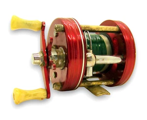 ABU Garcia Ambassadeur Vintage Model 5000 Red Fishing Reel 730201 Sweden 3 Screw - Picture 1 of 10