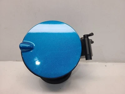 Ford Focus 2015 (sedán) puerta de llenado de combustible *ligeros arañazos* código de color: azul/Z9 Foto 1 de 4