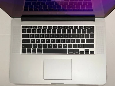 Apple MacBook Pro Retina 15-inch Mid 2015 A1398 2.5GHz i7 16GB RAM 256GB SSD - Image 1 of 4