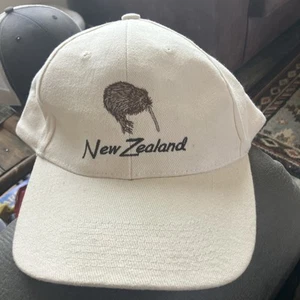 New Zealand Hat - Picture 1 of 5