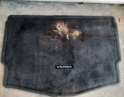 2014-2019 Nissan Versa NOTE Rear Trunk Floor Floor Mat STAINED - Image 1 of 4