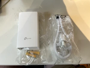 TP-Link POE injector with plug, mount and fixings, T480050-2-POE TL-POE4824G - Afbeelding 1 van 5