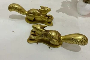 Brass Squirrel Knocker 6.5'' Inches Pair of Door Bells Cottage Gate Pull EK791 - Picture 1 of 9