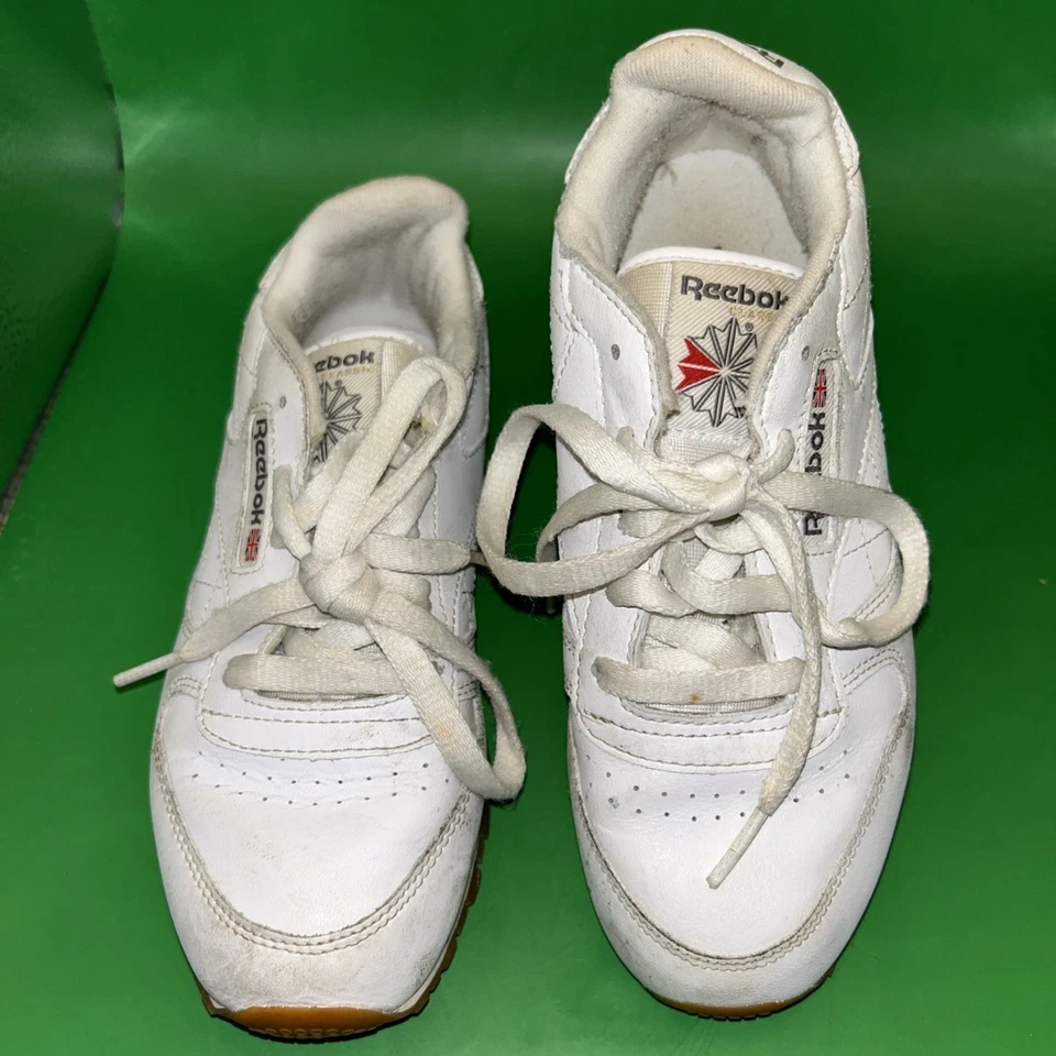 Zapatillas deportivas Reebok para niños pequeños talla 2 clásicas de cuero blancas Foto 1 de 4