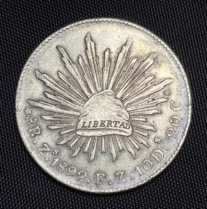 Moneda de plata en tono águila 1892 México Z's Zacatecas FZ 8 Reale Libertad Cap & Rays - Imagen 1 de 7