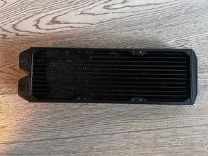 Alphacool 360 mm (3x120), 2 inch thick copper computer radiator for watercooling - Photo 1/2