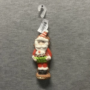 Pan de Jengibre Brillante Santa con Adorno Cupcake, 4.5" (cada adorno es único) - Imagen 1 de 3