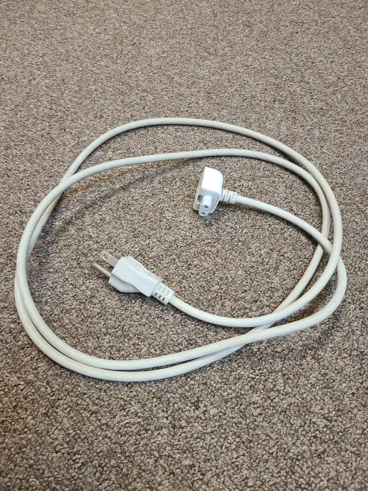 Apple Power Adapter Cable, older - Image 1 of 1
