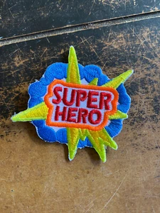 Parche divertido Girl Scouts: Superhéroe - Imagen 1 de 2