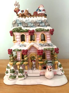 Avon 2002 Christmas Ceramic Luminous Treasures A Visit from Santa Tealight House - Picture 1 of 4