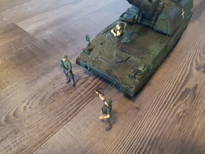 Revell 03279 Panzerhaubitze 2000 1:35  ukrainische Version + Soldaten und Drohne - Bild 1 von 13