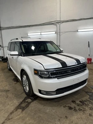 Used Differential Carrier Assembly fits: 2013 Ford Flex rear Grade A - Image 1 of 4