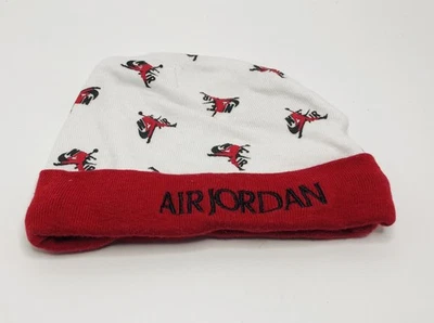 Air Jordan Sombrero Bebé 0 a 6 Meses Foto 1 de 3