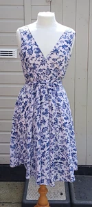 BENETTON LIGHT WEIGHT GIRLIE FEMININE PRETTY SUMMER DRESS 12 - Picture 1 of 3
