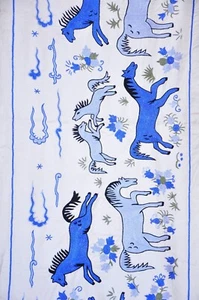 Suzani Tischläufer, Usbekische Pferde Design Stickerei, Handarbeit, Seide/Baumwolle, blau - Bild 1 von 9