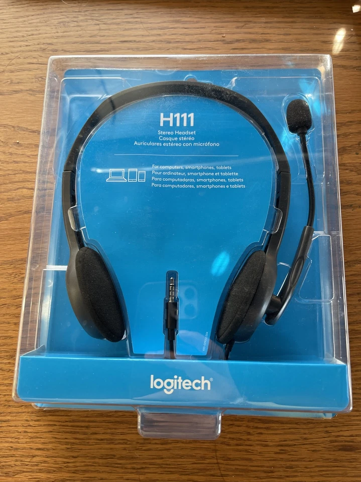 Logitech H111 Stereo Headset w/ Rotating Microphone Adjustable 3.5mm - Image 1 of 2