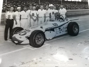 Vintage 1962 Indy 500 Bob Wente & Team Photograph Indianapolis Motor Speedway - Picture 1 of 3