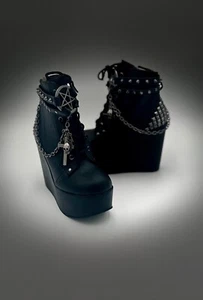 Bota al tobillo Demonia Poison-101 con cordones frontal con cremallera lateral - Imagen 1 de 3