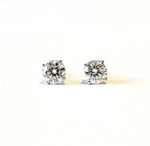 1.00 Carat Total Weight Genuine Lab Grown Diamond Earrings in 14k Gold - Picture 1 of 6
