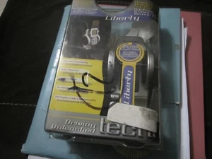 TECNO Universal Hands-Free Car Kit For Cell Phone LIBERTY NIB - Picture 1 of 2
