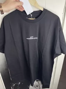 T-shirt con logo capovolta Maison Margiela nuova con etichette taglia 10 - Foto 1 di 8