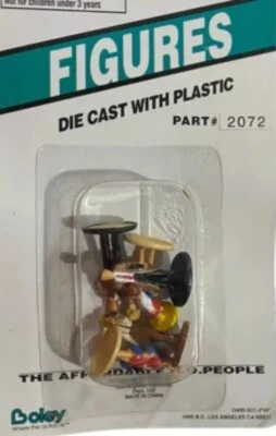 Boley 2072 HO Scale Townspeople People Figures Set Vtg - Image 1 of 4