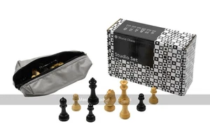 Official World Chess Studio Pieces (UK) - Picture 1 of 7