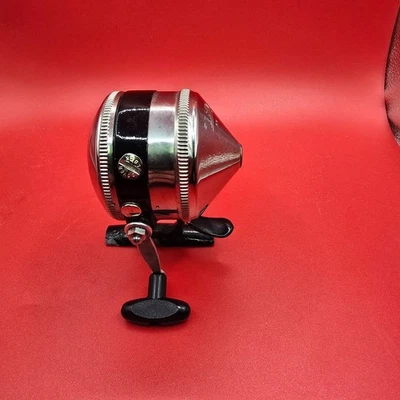 Spinner Zebco modelo 44 vintage probado y funciona como debe muy suave Foto 1 de 4