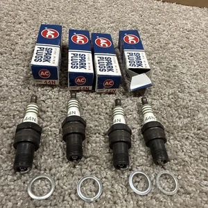 (Pack of 4) Spark Plug Vintage ACDELCO GM Fire Ring 44N (Made in USA) - Picture 1 of 13
