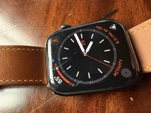 Apple Watch Series 8 GPS + Cellular 45mm Aluminum Case Midnight MNVL3LL/A - Photo 1 sur 5