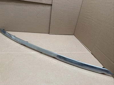 Nissan Rogue 2016 2017 2018 2019 2020 OEM parachoques delantero moldura cromada inferior  Foto 1 de 4