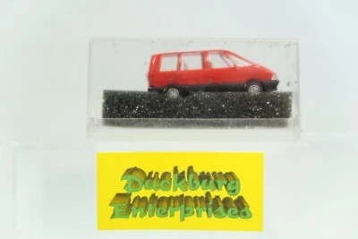 Praline / Revell  1:87 LKW 5500 Renault Espace Limousine rot in OVP 174769 - Bild 1 von 2