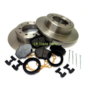 LAND ROVER DEFENDER 90 REAR BRAKE DISCS & PADS SET 1994 ONWARDS - Picture 1 of 3