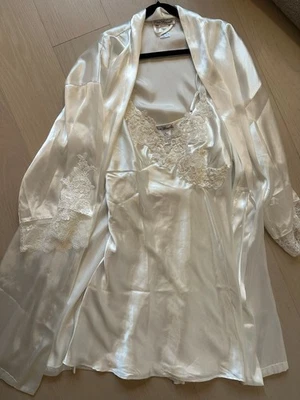 Conjunto de camisón y bata de novia blanco roto encaje femenino clásico tocador talla S Foto 1 de 4