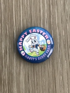 Knott’s Berry Farm Happy Easter Button Collectible Souvenir - Picture 1 of 4