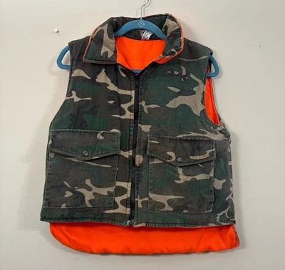CAMO REVERSIBLE HUNTING PUFFER VEST women’s small vintage cl - Image 1 of 4