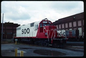 Original Rail Slide - SOO Soo Line Lake States 6241 Shoreham MN 9-19-1987 - Picture 1 of 1