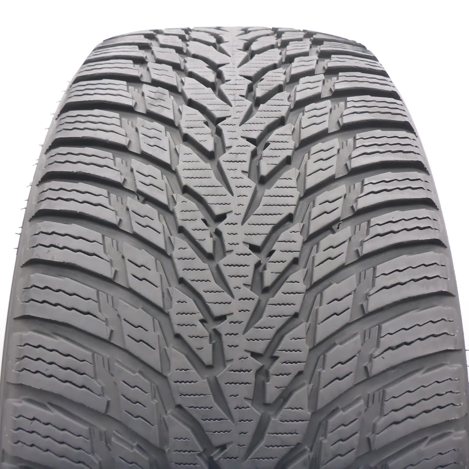 235 40 19 1x Nokian 235/40 R19 96V XL SnowProof 1 Pneumatici 2023 6,8mm - Immagine 1 di 4