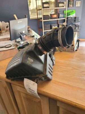 Purificador de ar 2,4L compatível com 94-98 ACHIEVA 1684708 - Imagem 1 de 4