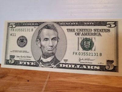$5 FIVE DOLLAR BILL SERIES 2003 A   CRISP NOTE UNCIRCULATED? - Image 1 of 2