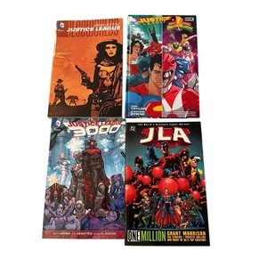 Justice League Graphic Novels Lot Of 4 - Picture 1 of 2