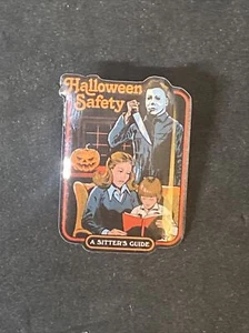 Spilla smaltata guida sitter di sicurezza Michael Meyers & Jamie Lee Curtis Halloween NUOVA - Foto 1 di 4