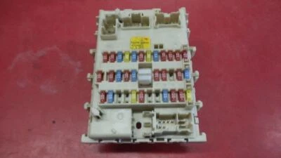 Relay/Fuse Box Engine Fits 00-06 SENTRA 190480 - Image 1 of 4