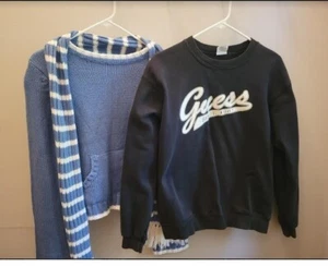 Womans Juniors' lotof 2 Fall WInter Tomfoolery Guess Sweater Sweatshirt, Medium - Picture 1 of 7