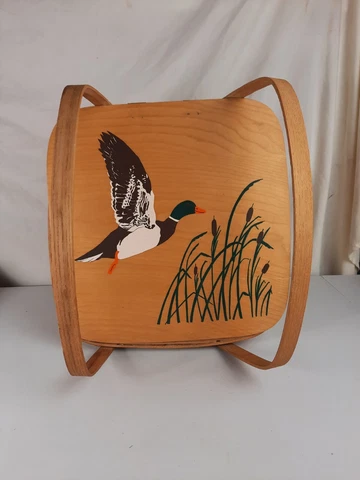 Vintage Basketville Putney VT Vermont Picnic Basket Hand painted Wood Duck Lid Cover