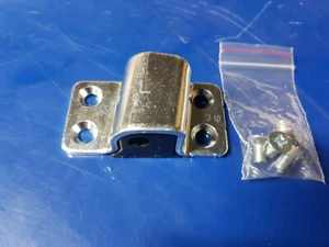 Mercedes W107 - W115 - Door Striker left hand side - 115 720 05 04, 1157200504 - Picture 1 of 6
