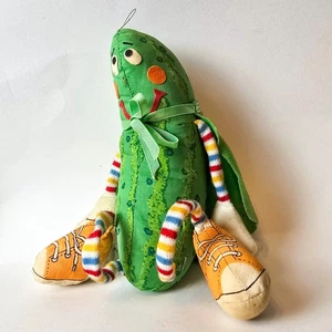 Muñeca Super Pickle de Peluche AmToy Años 80 De Colección - Extraño Juguete de Peluche Veggie, TAIWÁN - Imagen 1 de 20